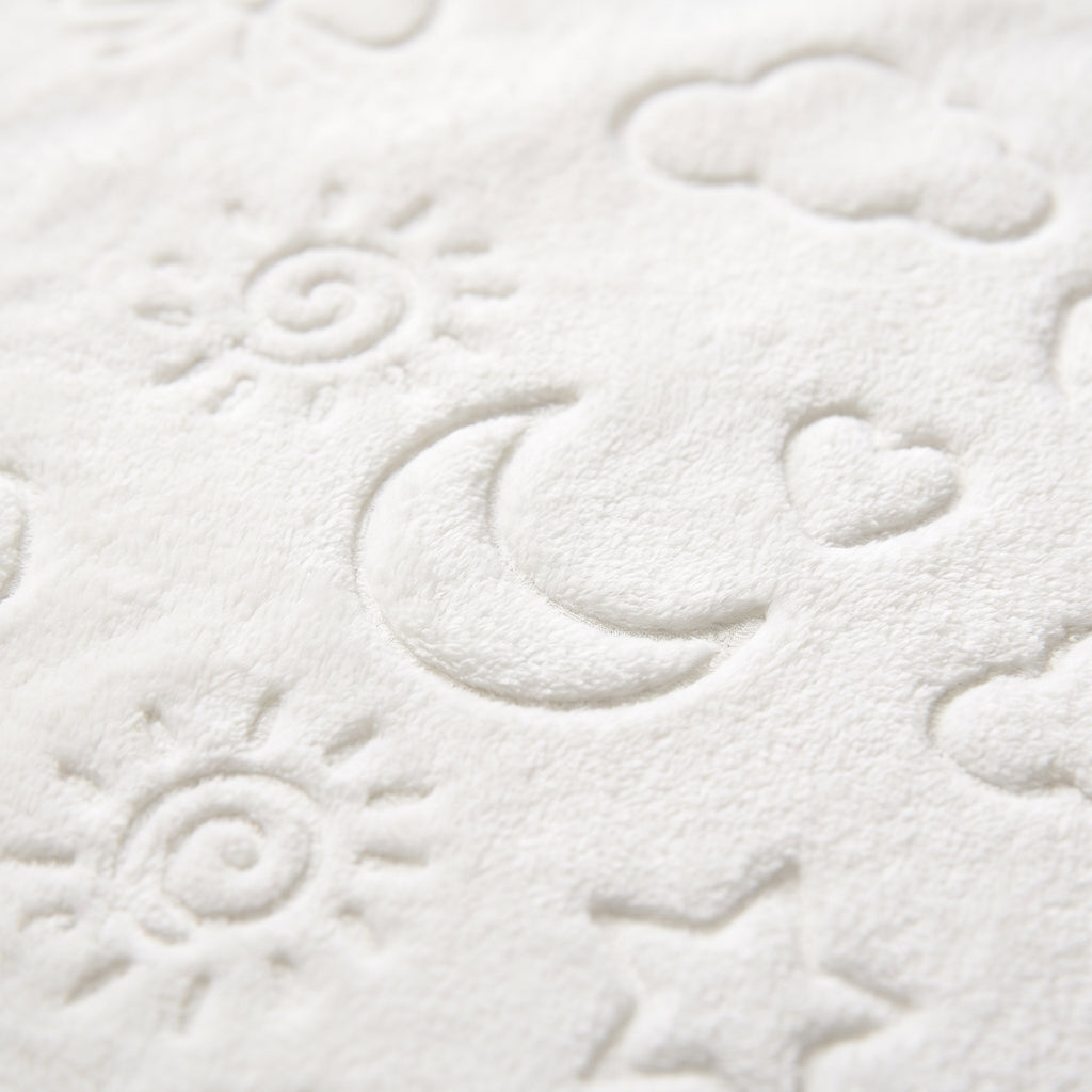 Super Soft Embossed Baby Blanket – White (Medium)